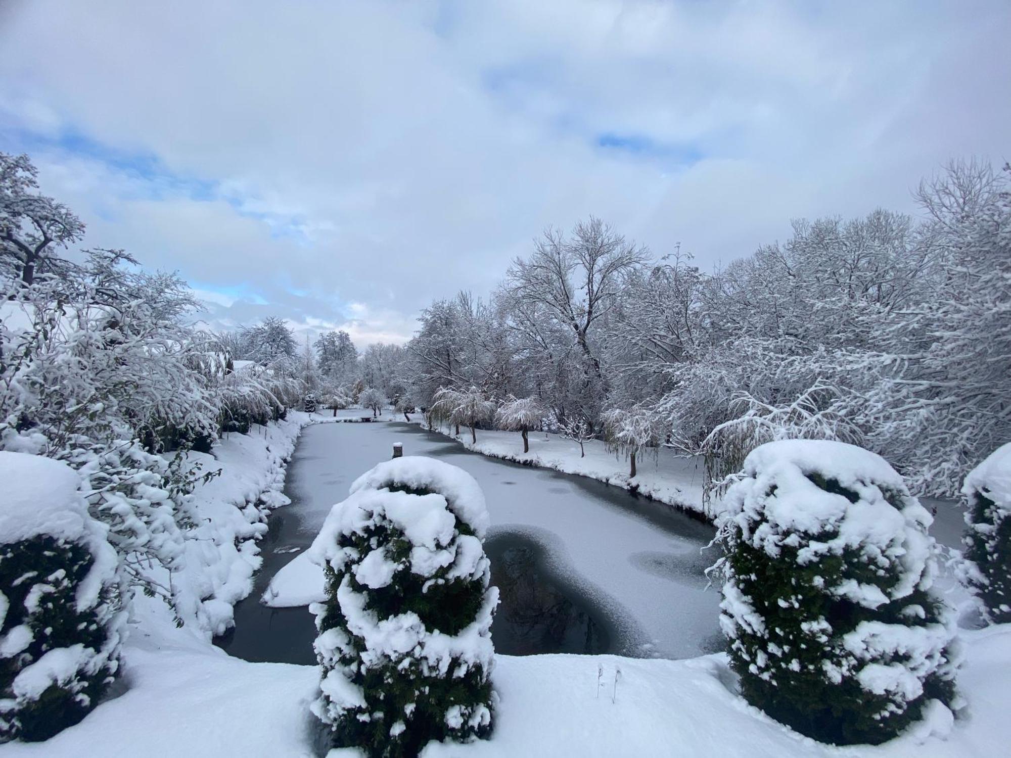 Pastravaria Alina Sirbi Exteriér fotografie